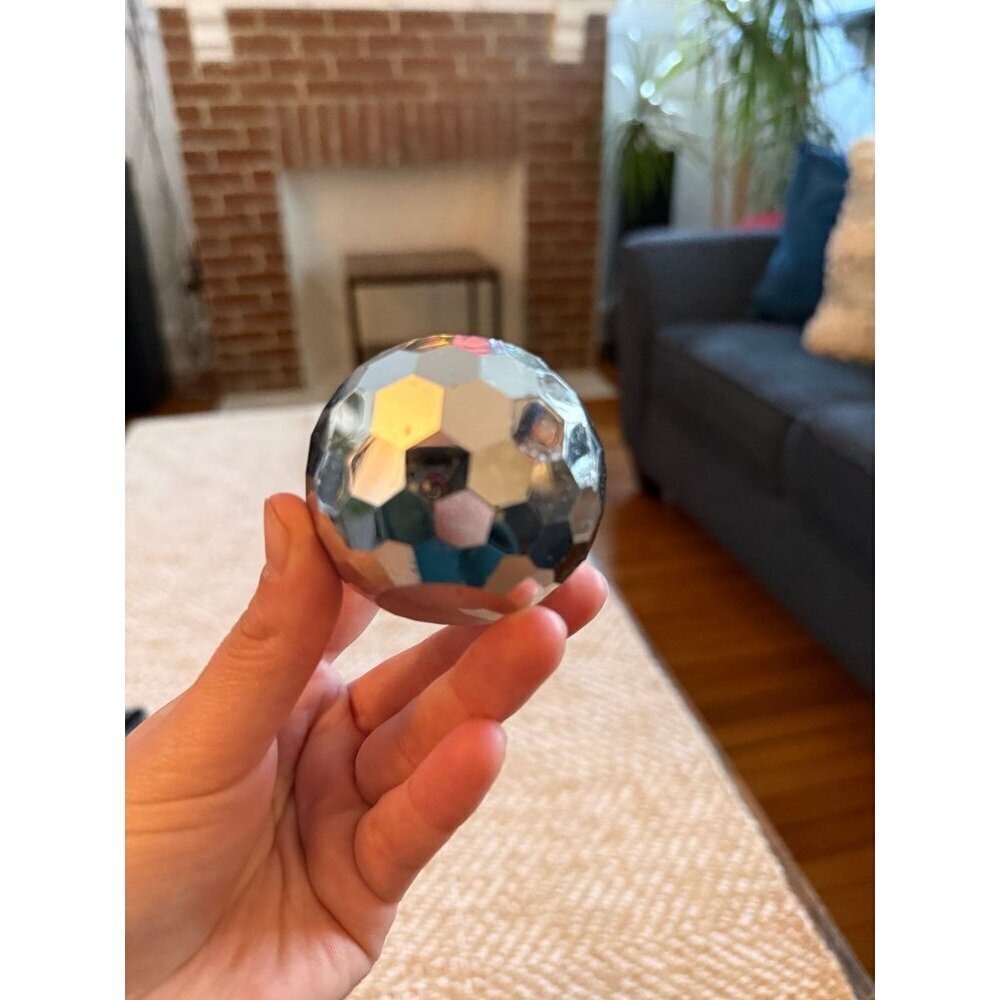 Paperweight silver disco ball - Picture 2 of 6